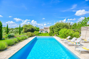 Mas des Chênes Verts 5 ch avec piscine et clim
